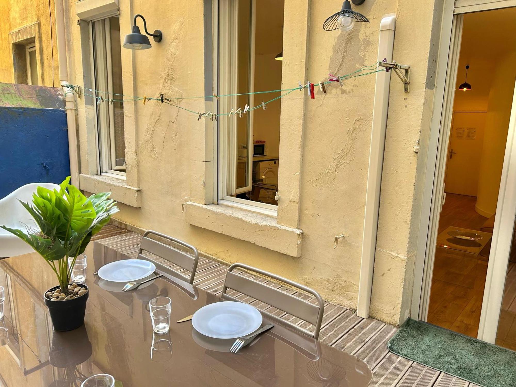 Chez Marie Et Romain- Appartement De Charme Au Coeur De La Joliette Proche Panier Centre Ville Marseille Exterior photo